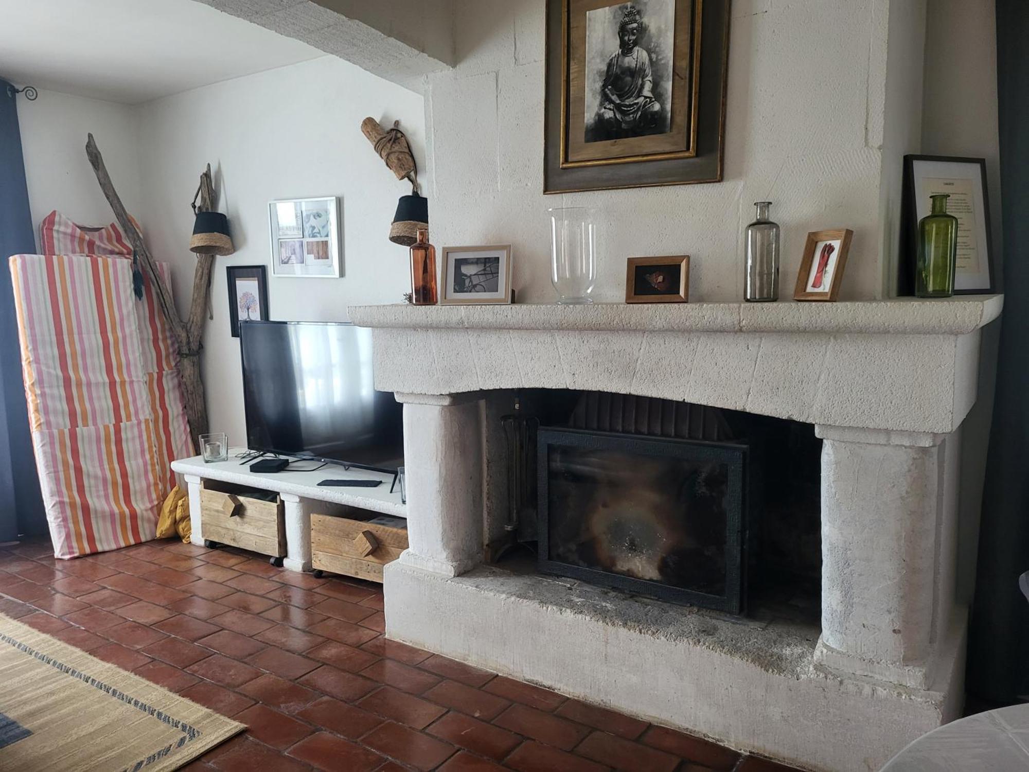 Maison Au Calme Sur Arles Villa Exterior foto